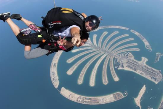 Skydive Dubai seating plan